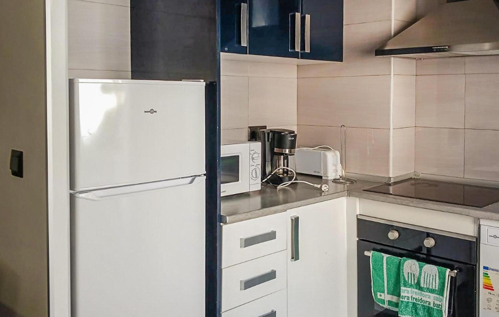 3 Bedroom Gorgeous Apartment In Alicante Esterno foto